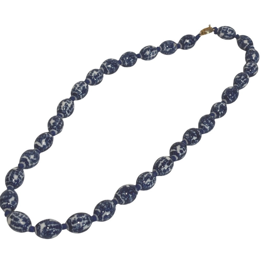 Vintage Asian Blue‎ & White Porcelain Bead Chinoiserie Necklace Hand Knotted 24"